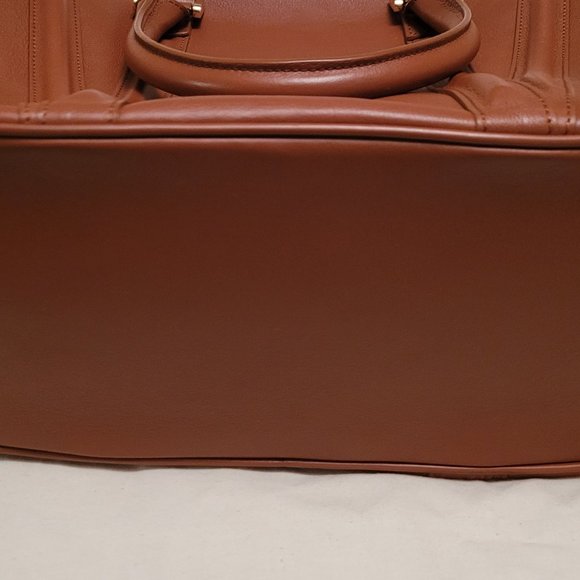 Handbag - Picture 2 of 4